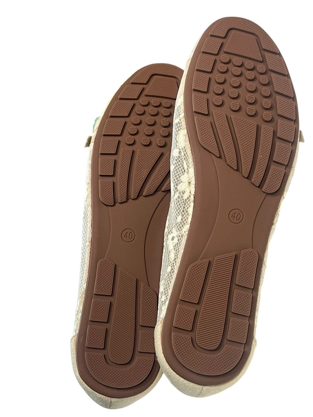 Lace Beige Flats with Butterfly Embellishment- Size 40/9 - Picture 8 of 8